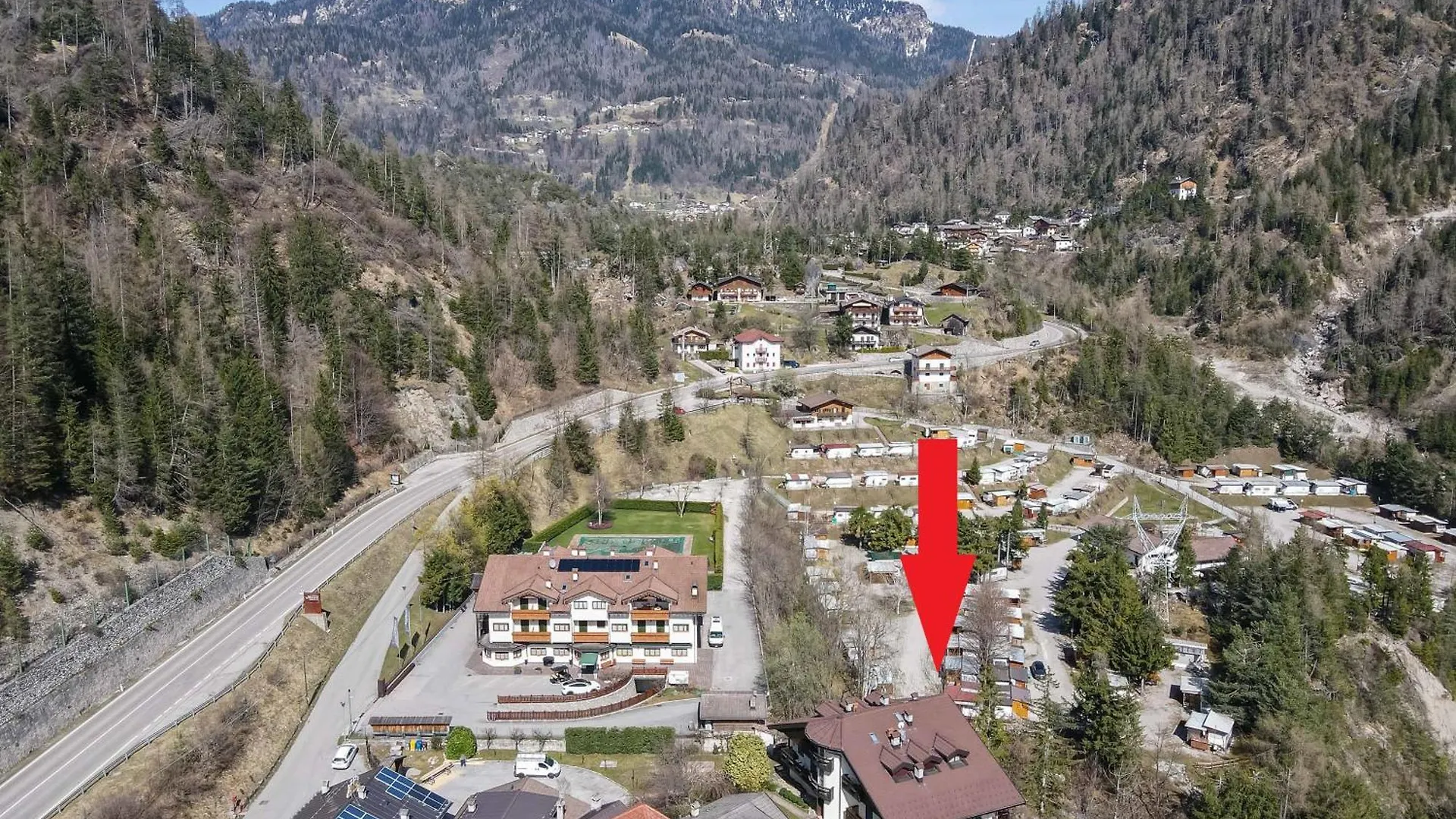 Dolomites Soundscape - Birds River Snow Fire Ski Bike Hike Alleghe 0*,  Italia